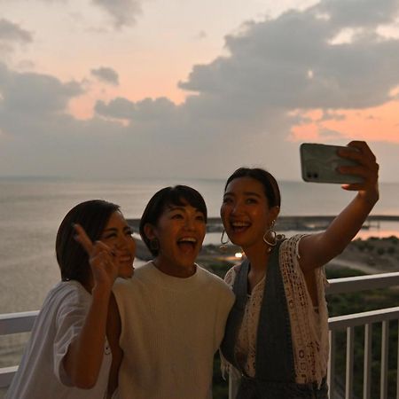 Ishigaki  Daily & Weekly Condominium Blue Ocean Ishigaki מראה חיצוני תמונה